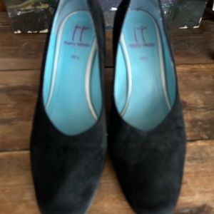 Charles Jourdon Paris  blk satin 4” heel sz 8M vintage shoes